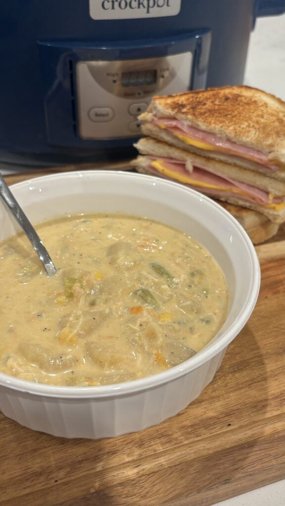 Crockpot Chicken Cheese Soup