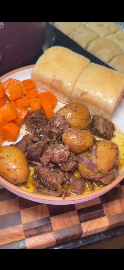 Crockpot Garlic Butter Steak & Potato Bites